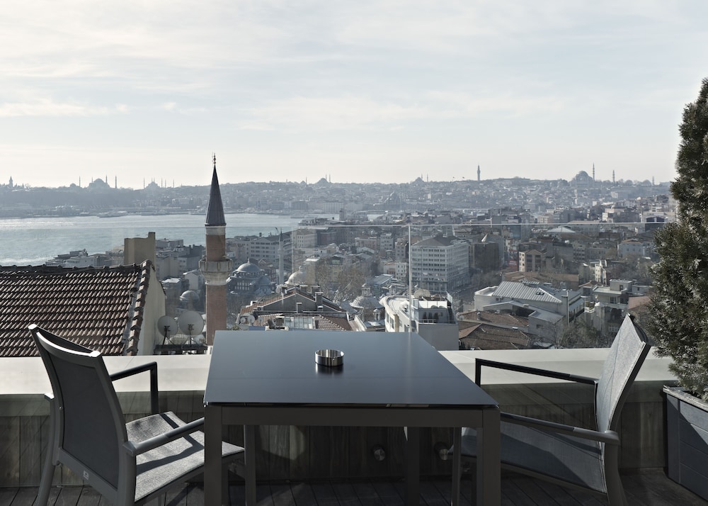 Witt Istanbul Suites 16