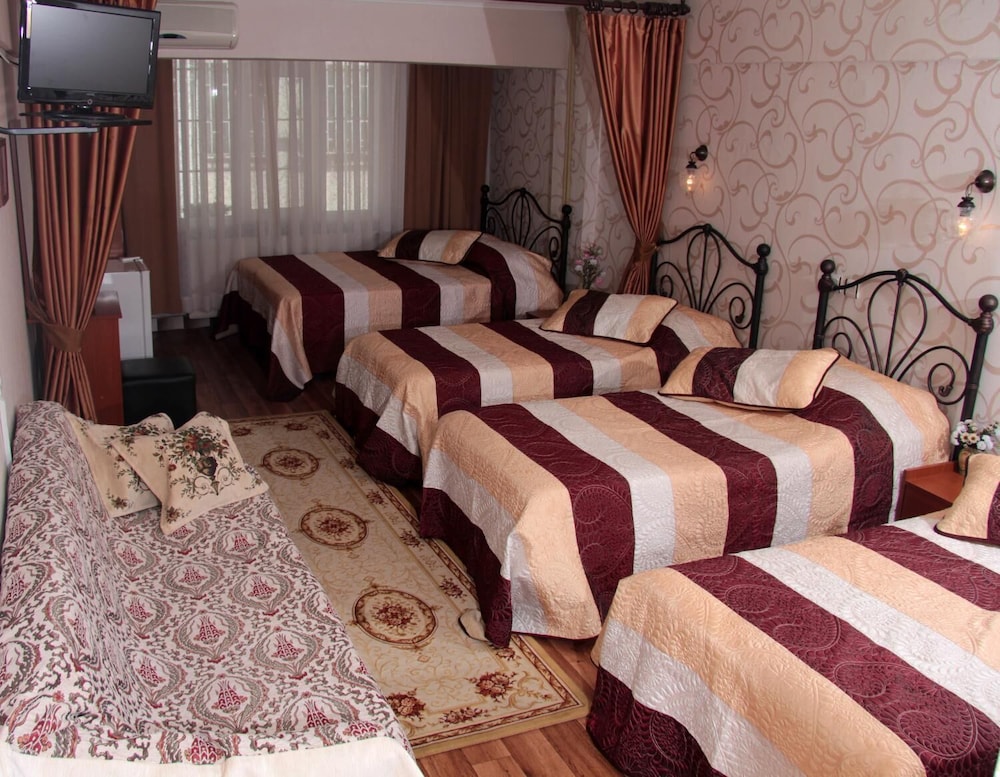 Nezih Istanbul 16