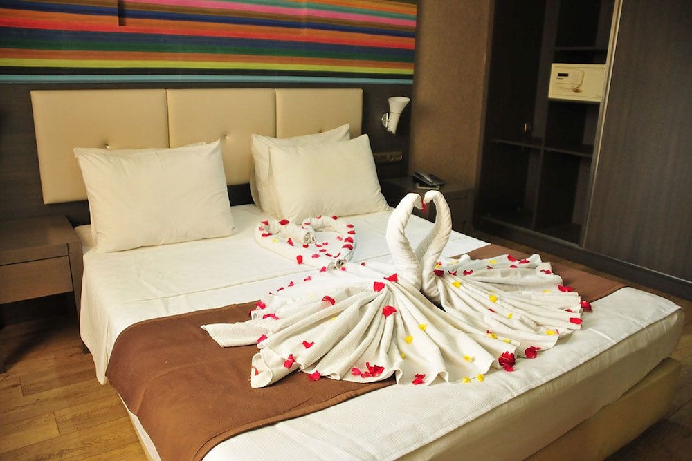 Dragos Resort Hotel Spa Restaurant 1