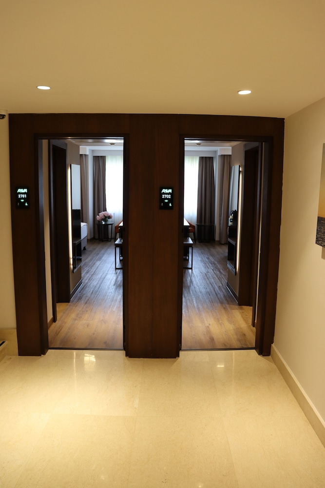 Riva Hotel Nisantasi 16