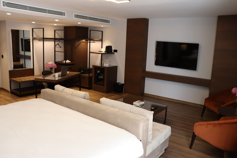 Riva Hotel Nisantasi 10