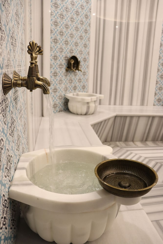 Riva Hotel Nisantasi 24