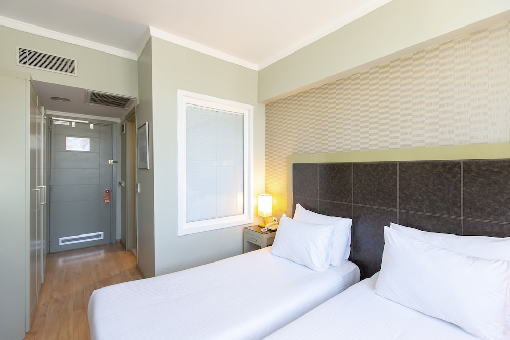 Hotellino 16