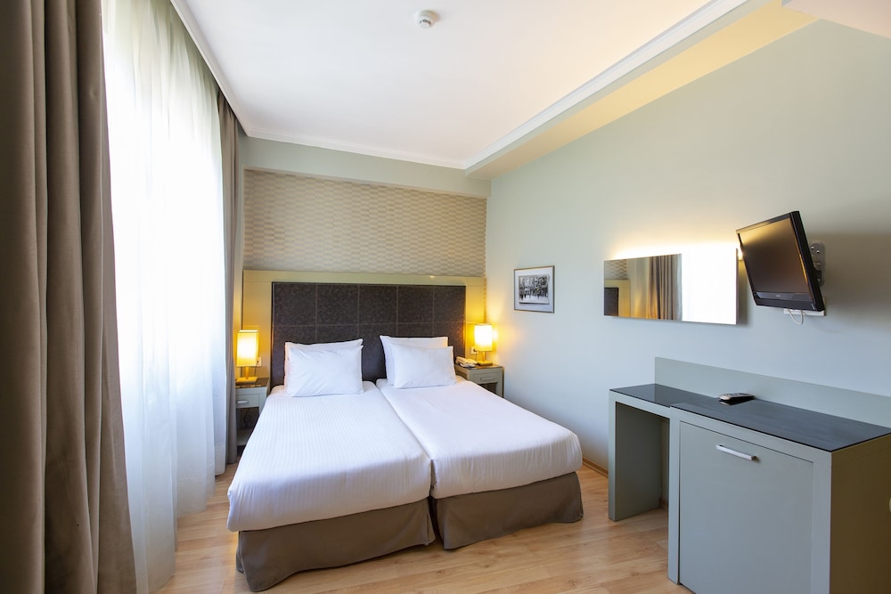 Hotellino 19