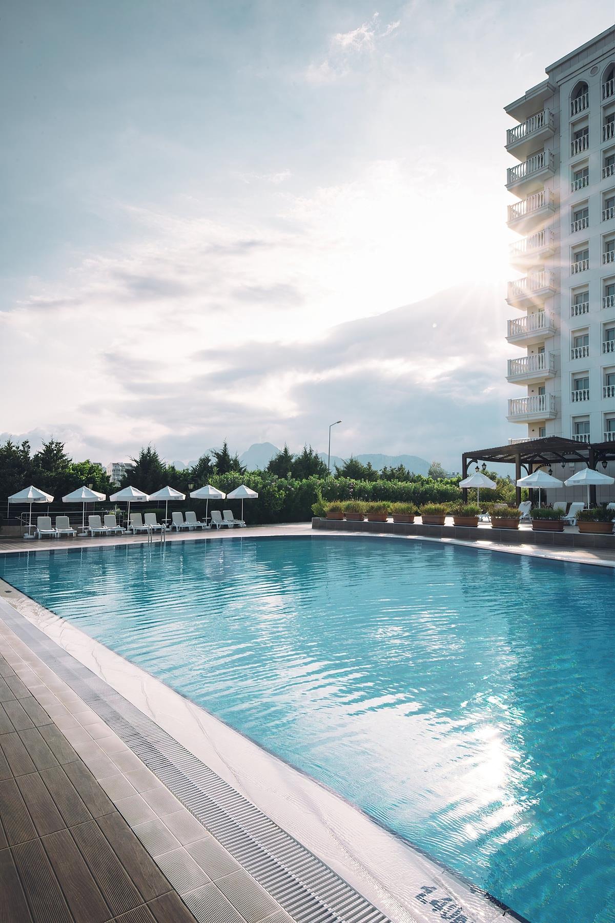 Crowne Plaza Antalya 4