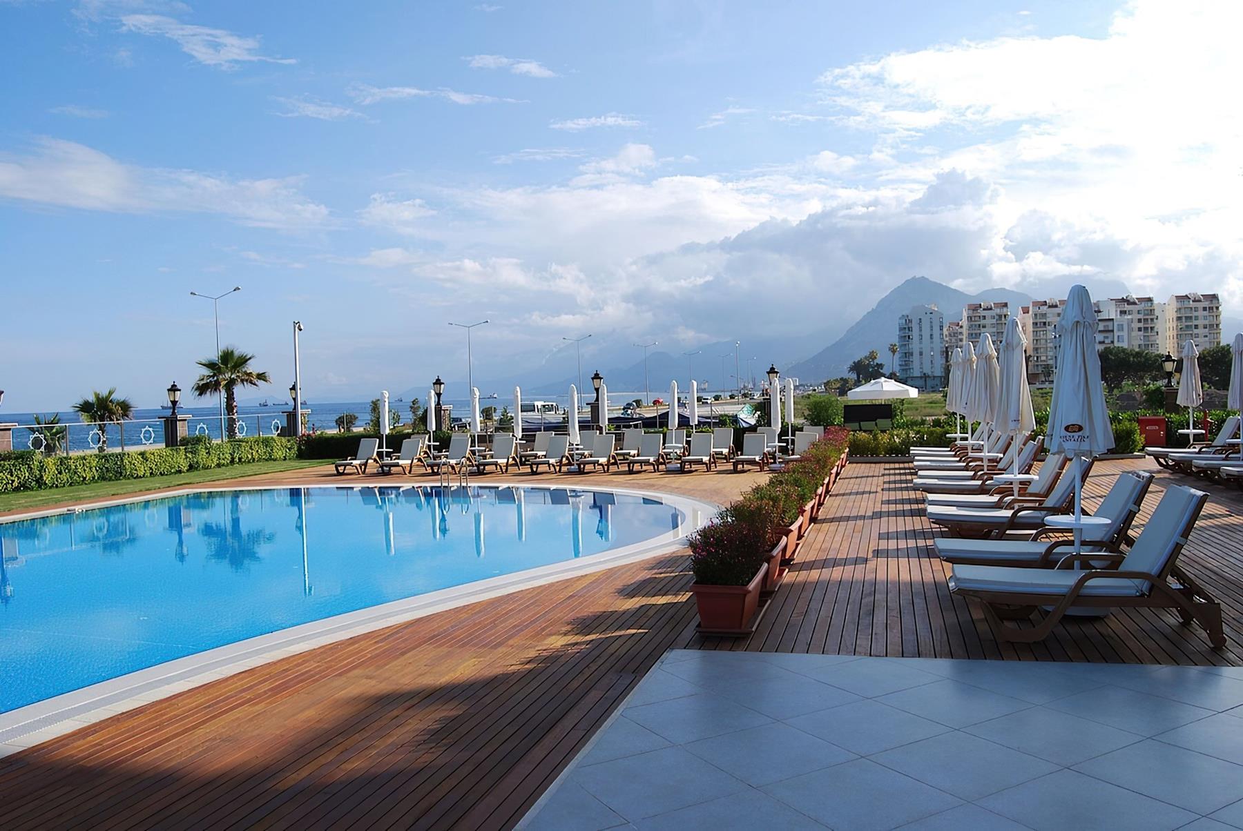 Crowne Plaza Antalya 24