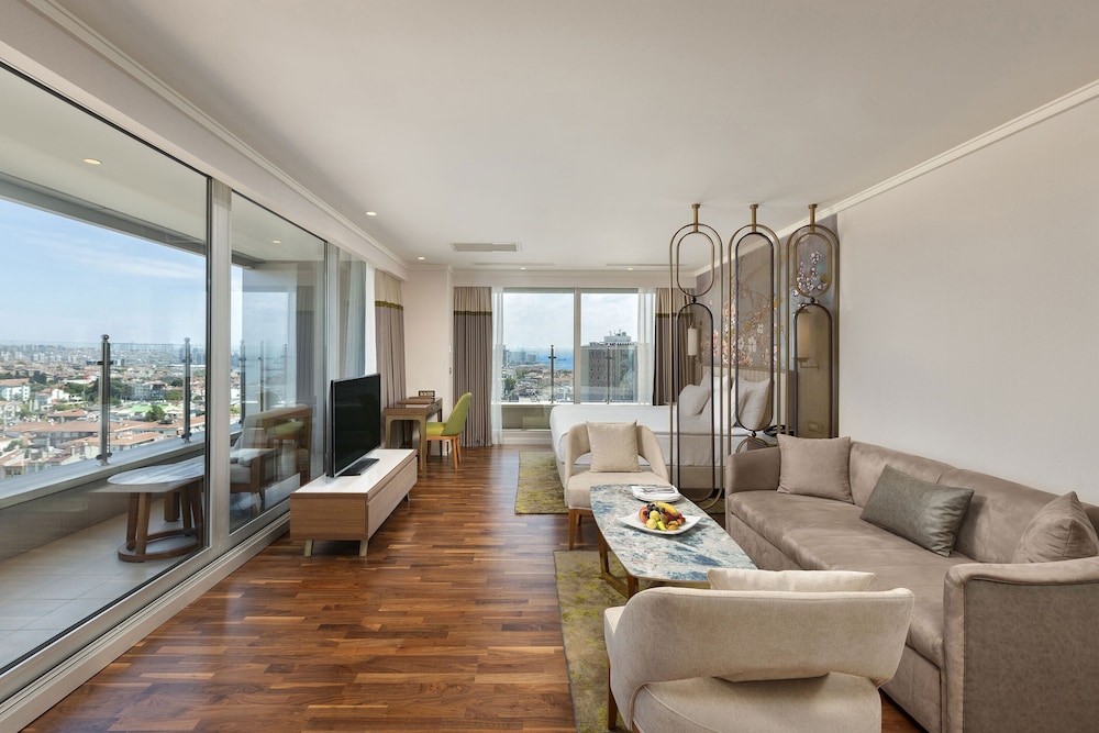 Titanic Port Bakirkoy 14