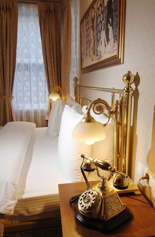 Darussaade Istanbul 21