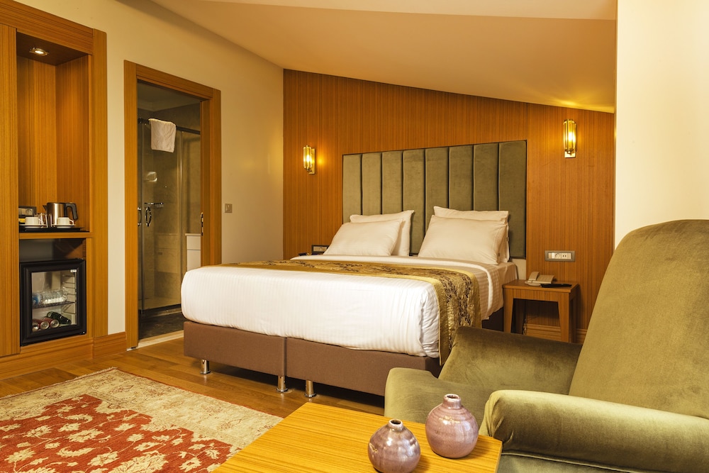 Acra Hotel 9