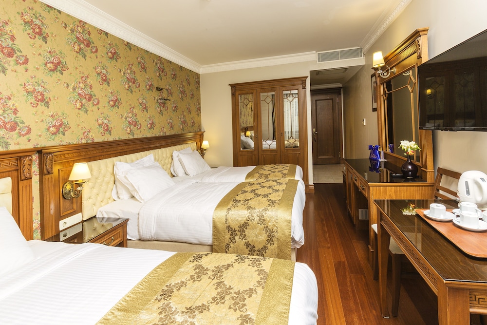 Acra Hotel 21
