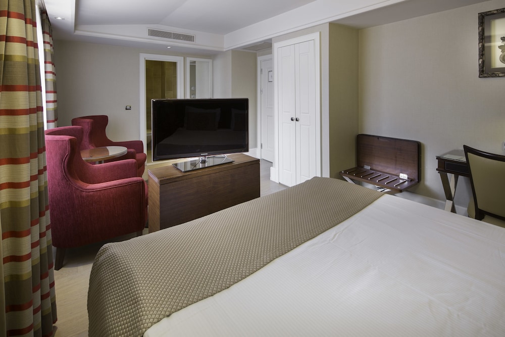 Titanic Comfort Sisli 8