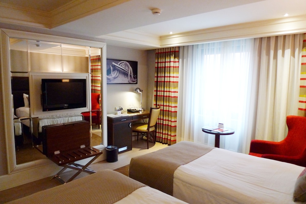 Titanic Comfort Sisli 4