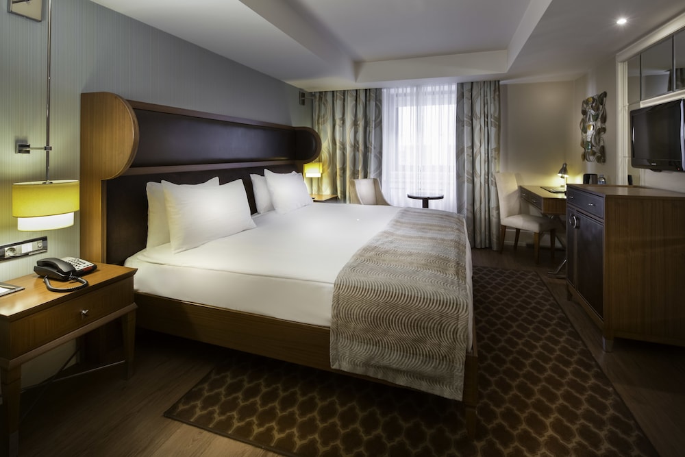 Titanic Comfort Sisli 6