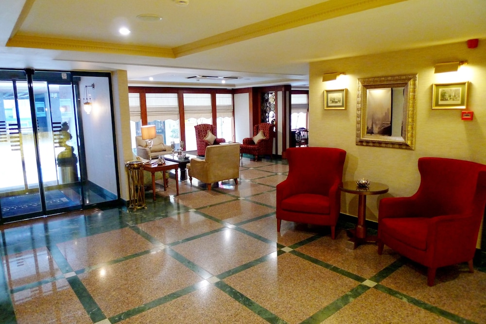 Titanic Comfort Sisli 1