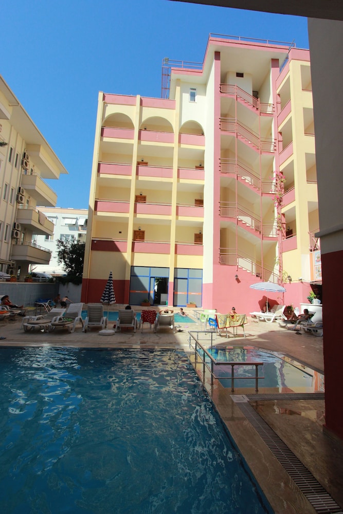 Damlatas Elegant Aparthotel 24