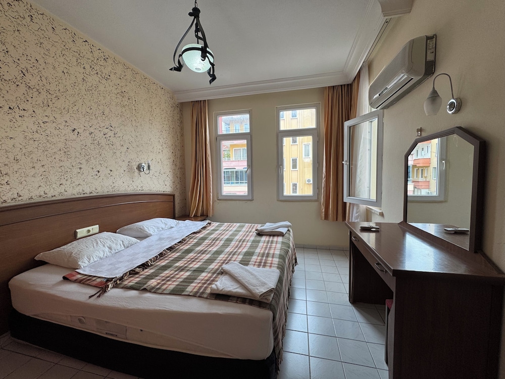 Damlatas Elegant Aparthotel 1