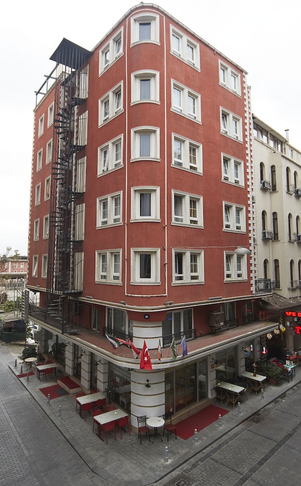 Akcinar 1