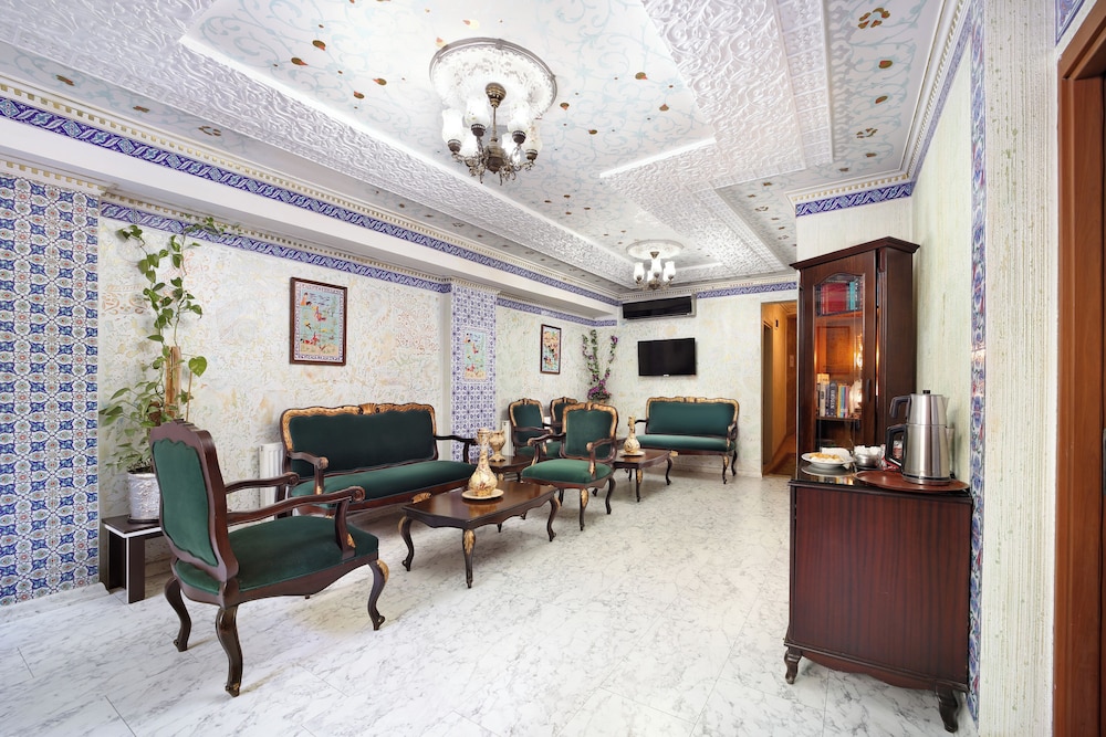 Hotel Aldem 2
