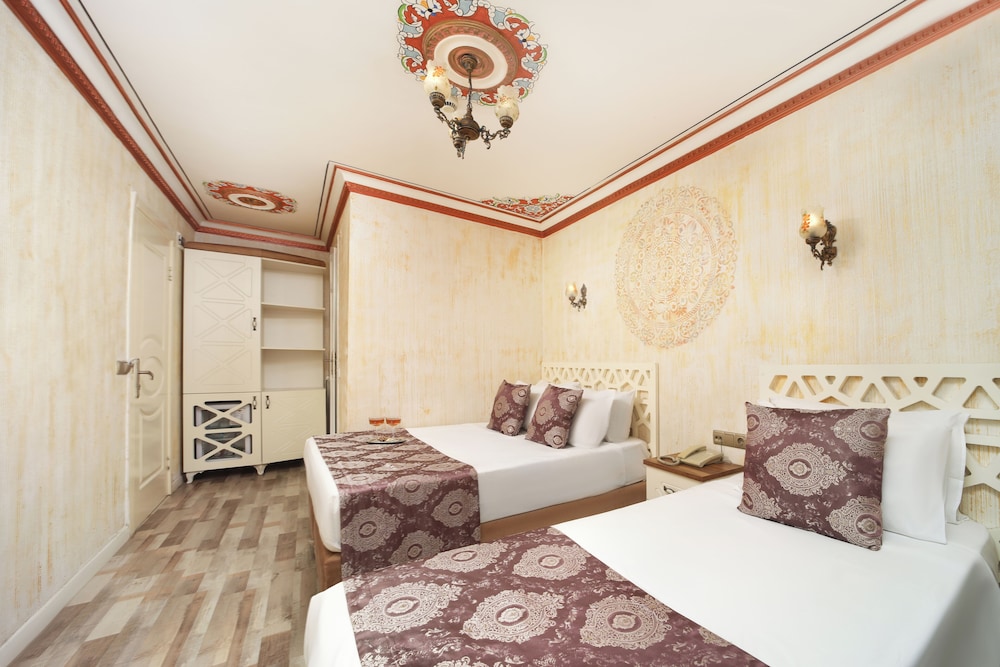 Hotel Aldem 23