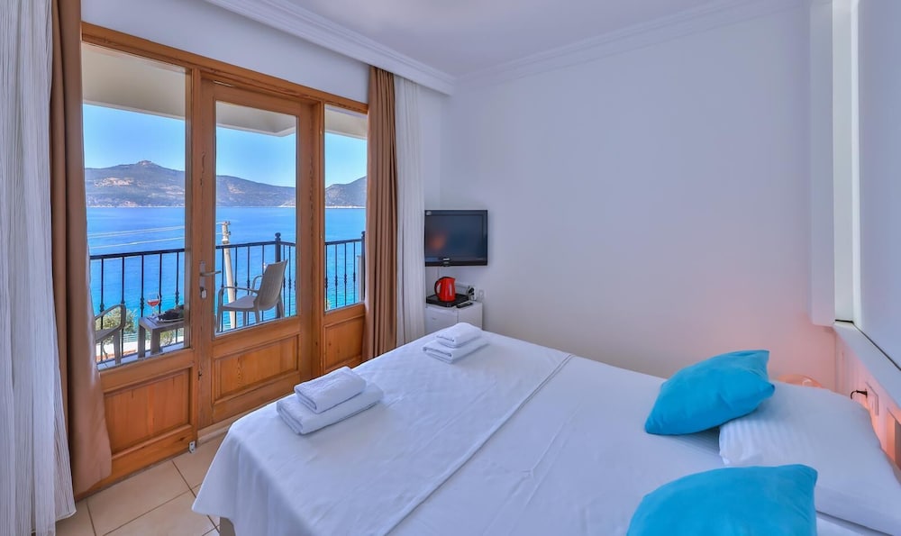 Kuluhana Aparthotel & Villas 4