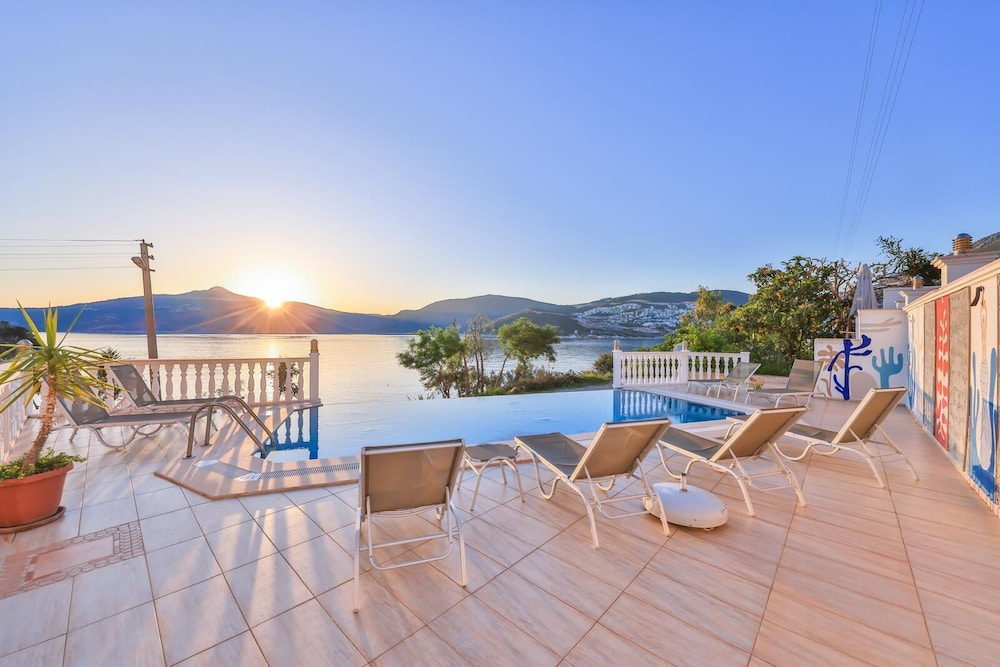Kuluhana Aparthotel & Villas 17