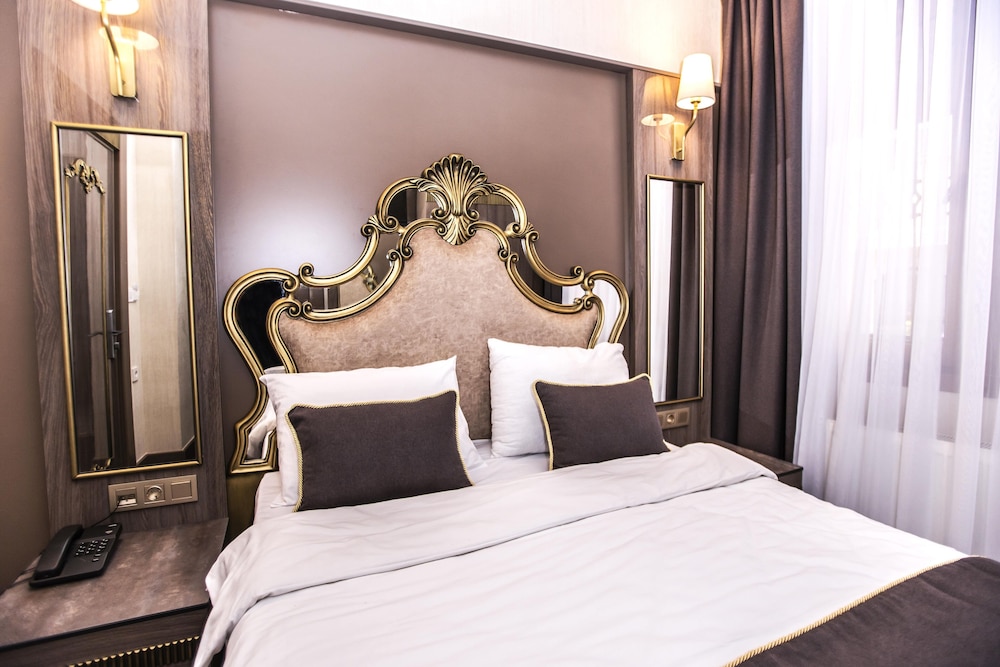 Dara Istanbul 5