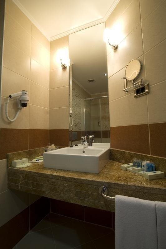 Dream Hill Business Deluxe 7