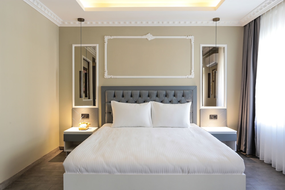 Arach Hotel Harbiye 19