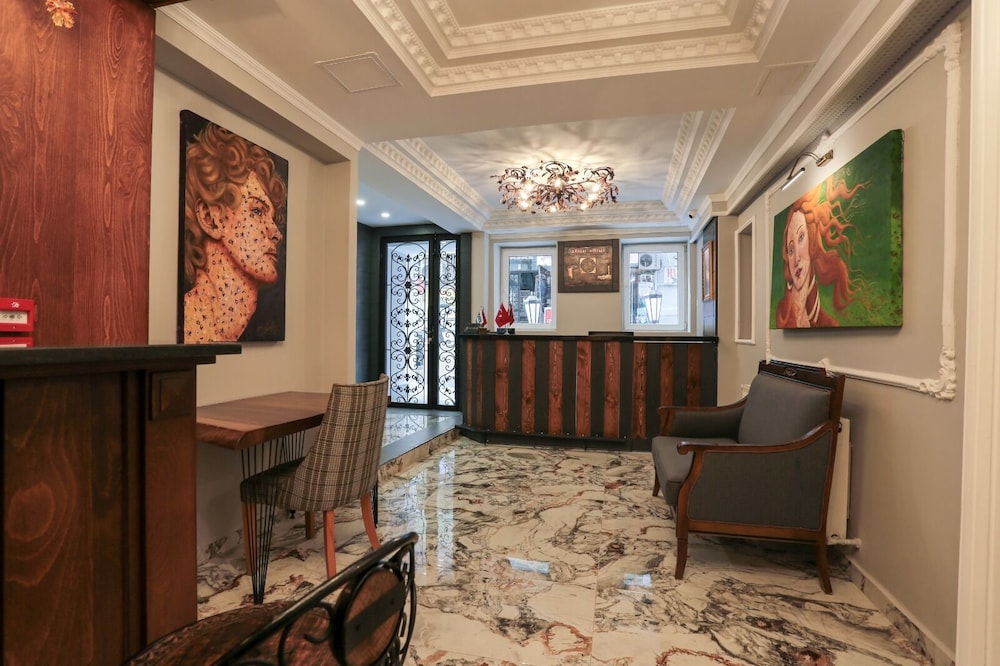 Arach Hotel Harbiye 17