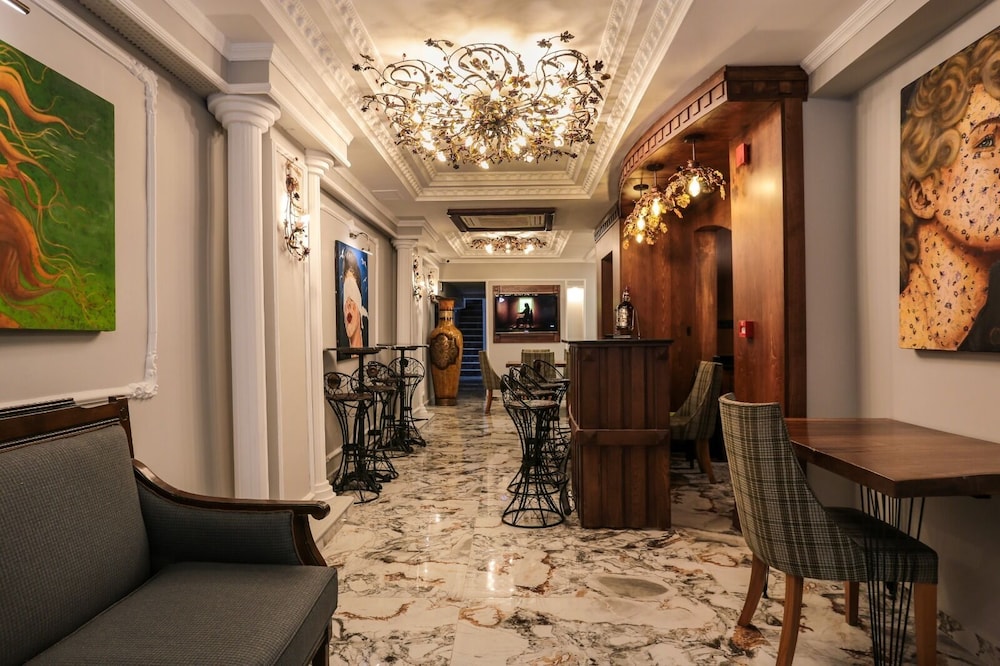 Arach Hotel Harbiye 16