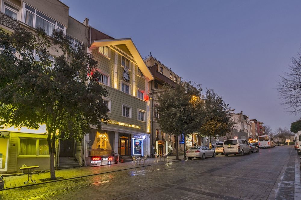 Istanbul Holiday Hotel 1