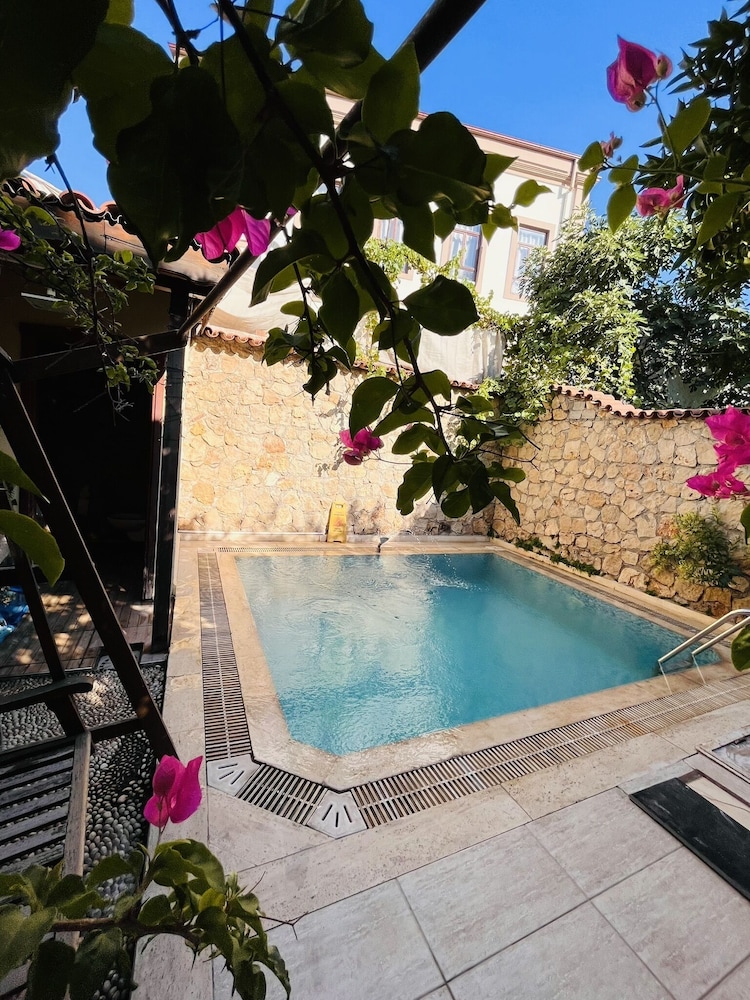 Kaleiçi Hotel 21