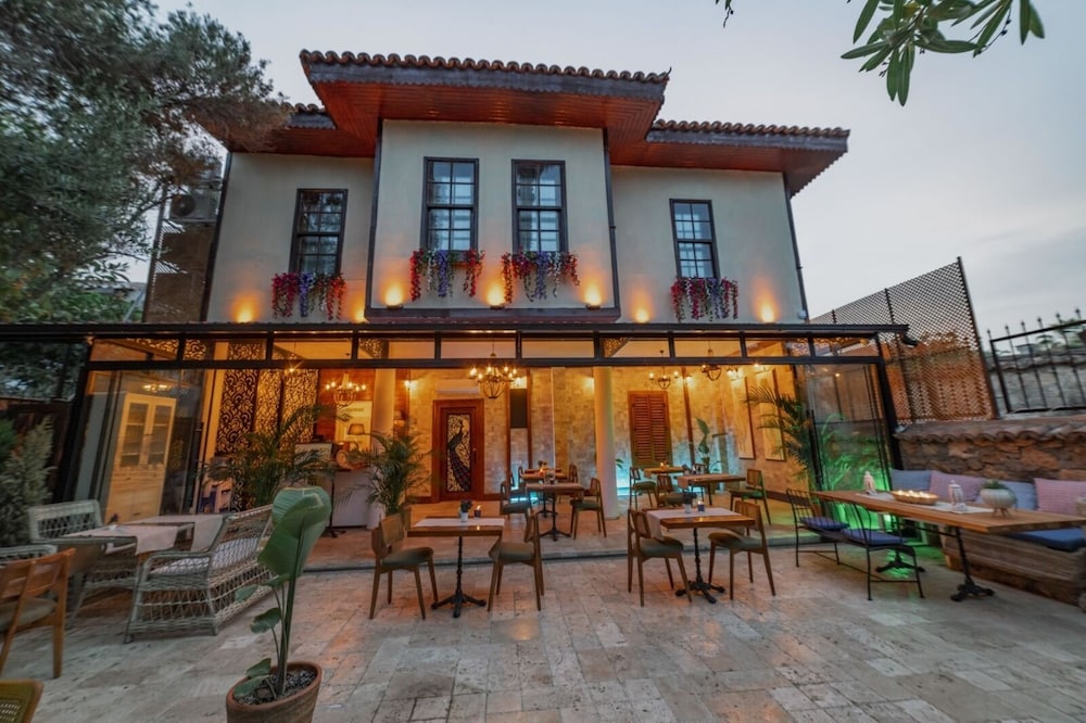 Sofa Hotels Kaleiçi 23