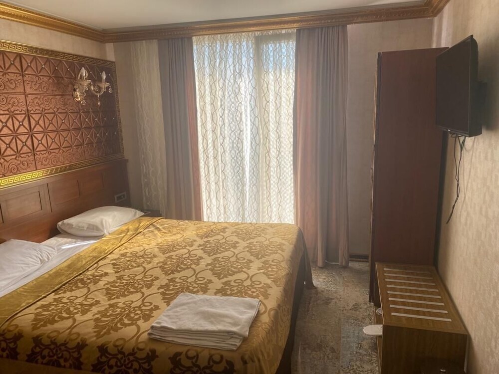 Grand Merin Hotel 10