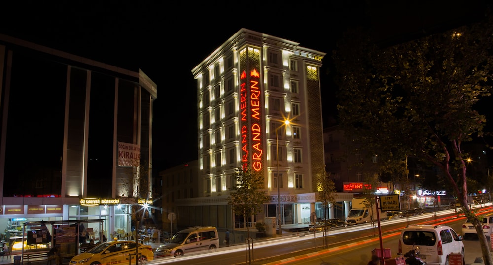 Grand Merin Hotel 1