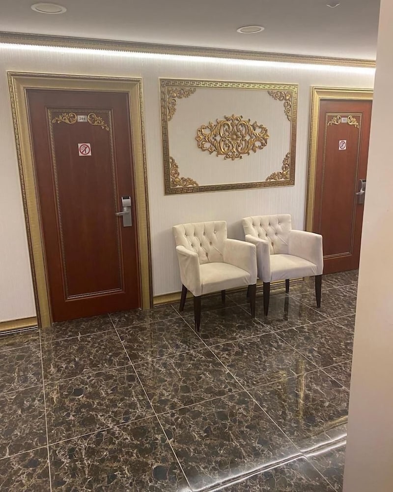 Grand Merin Hotel 15