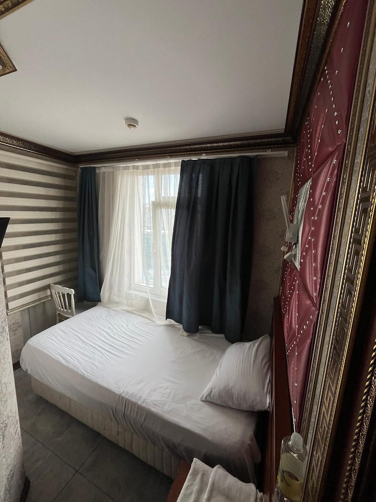 Grand Merin Hotel 14