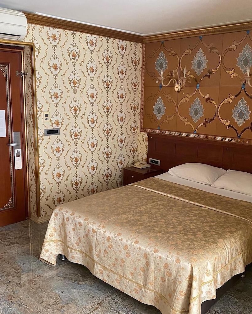 Grand Merin Hotel 13