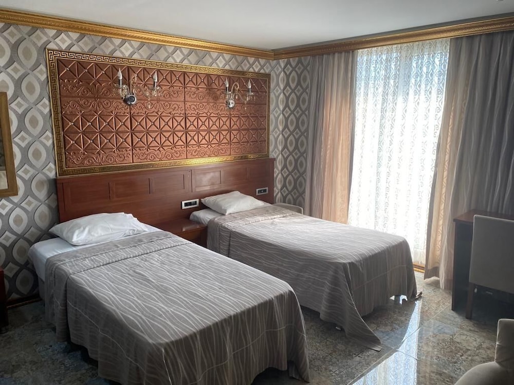 Grand Merin Hotel 6