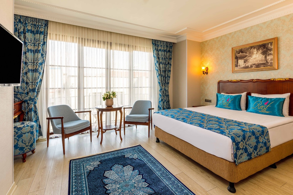 Rast Hotel 10