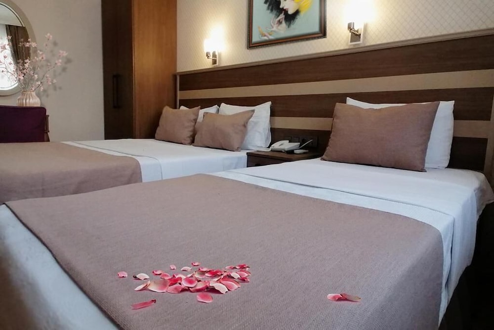 Hotel Sembol 17