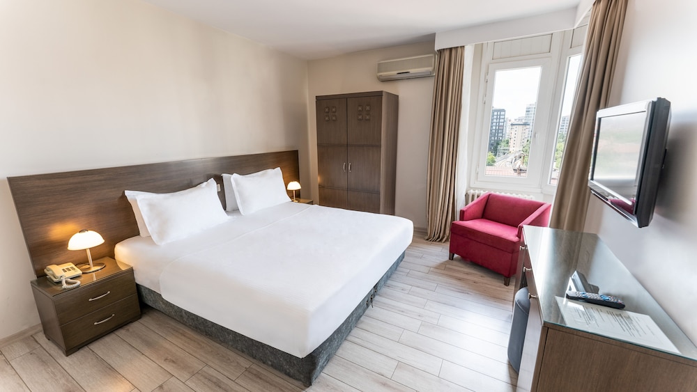 The Marmara Suadiye Residence 12