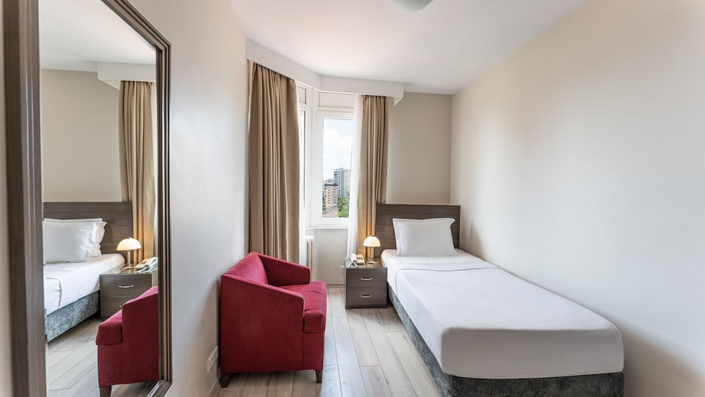 The Marmara Suadiye Residence 13