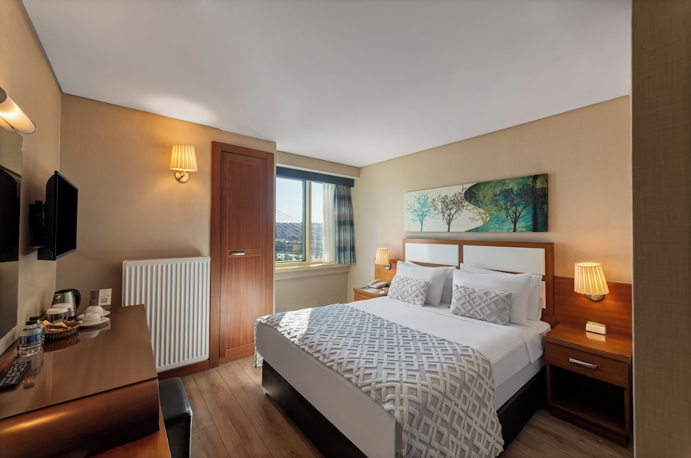 Golden City Hotel 17