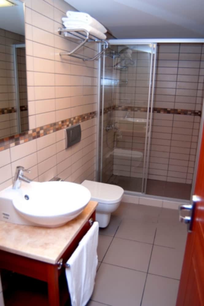 Golden City Hotel 7