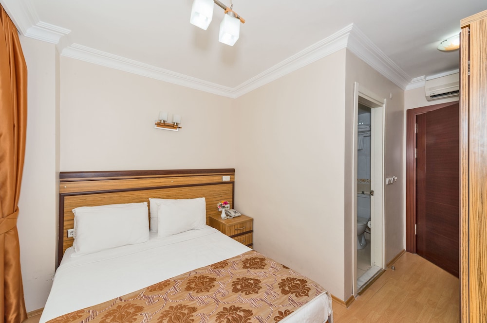 May Hotel Istanbul 16