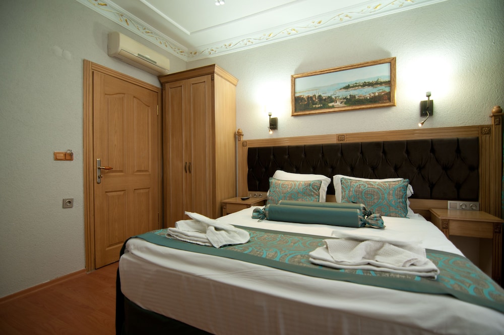 Blue Tuana Hotel 17