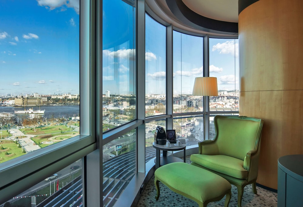 DoubleTree by Hilton Hotel Istanbul - Moda 24