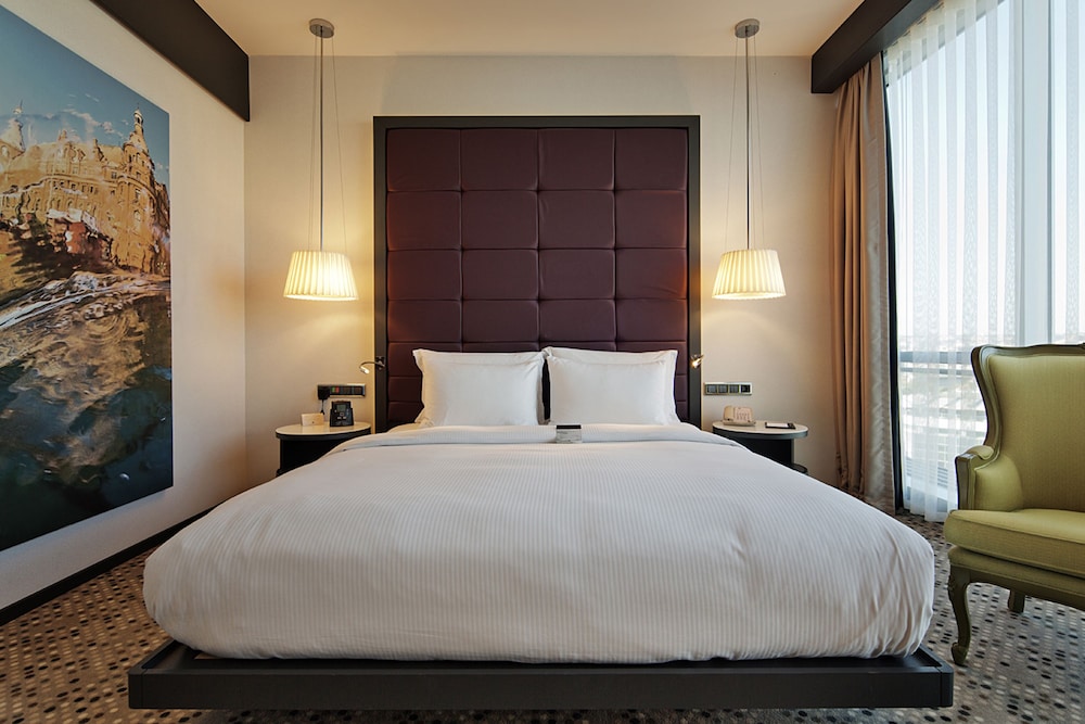 DoubleTree by Hilton Hotel Istanbul - Moda 6