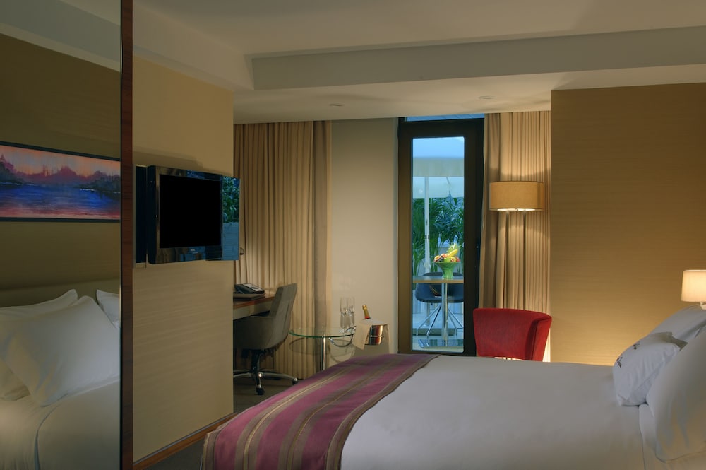 DoubleTree by Hilton Hotel Istanbul - Old Town 5